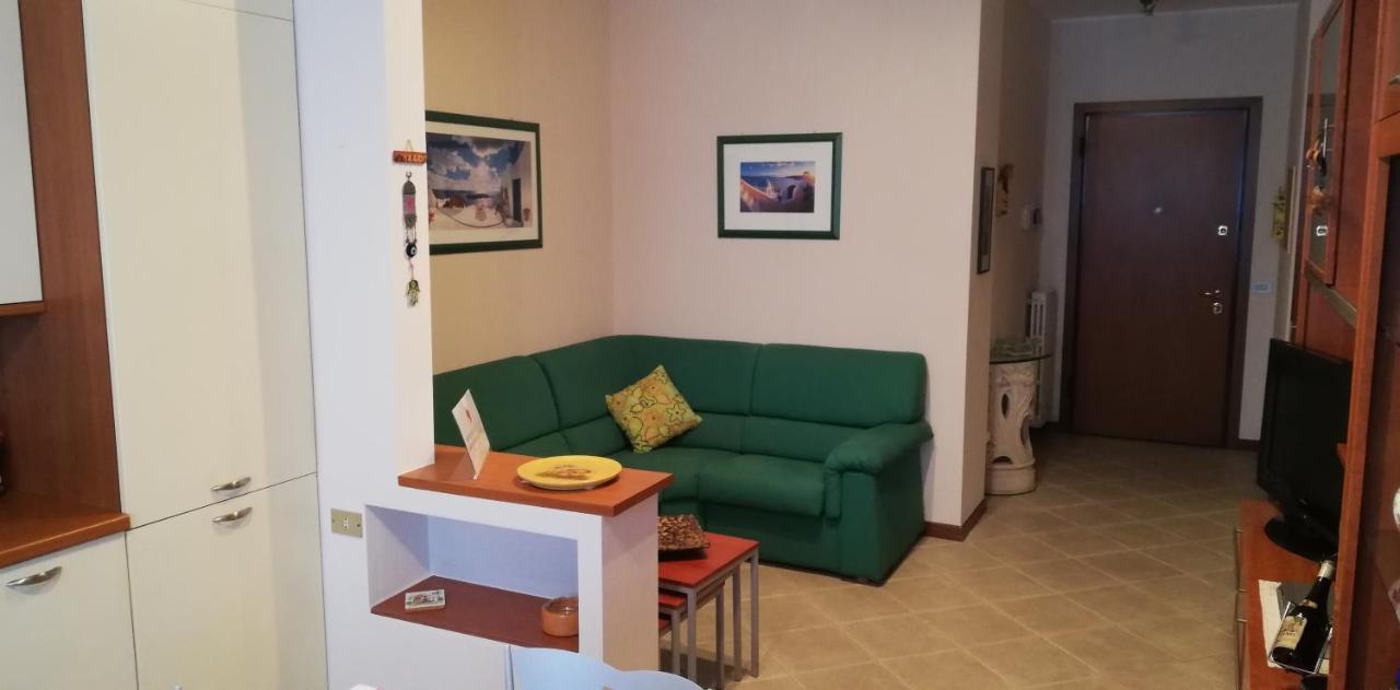 Casa Vacanze La Mela Monza Exteriér fotografie